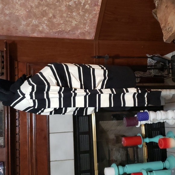 Who What Wear Banded Striped Shirt Sweater Ruffle Keyhole Back Women's - Picture 2 of 8